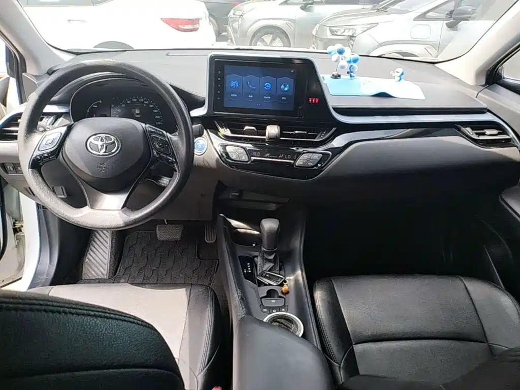 Toyota IZOA 2022 — фото 10