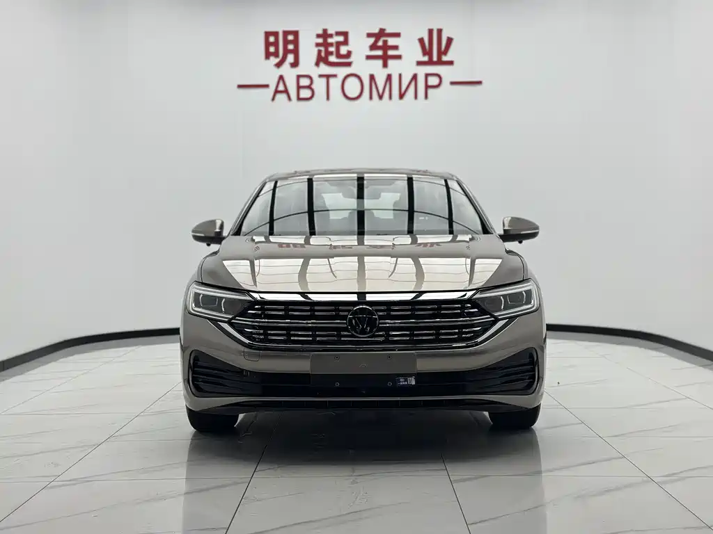 Volkswagen Sagitar 2022