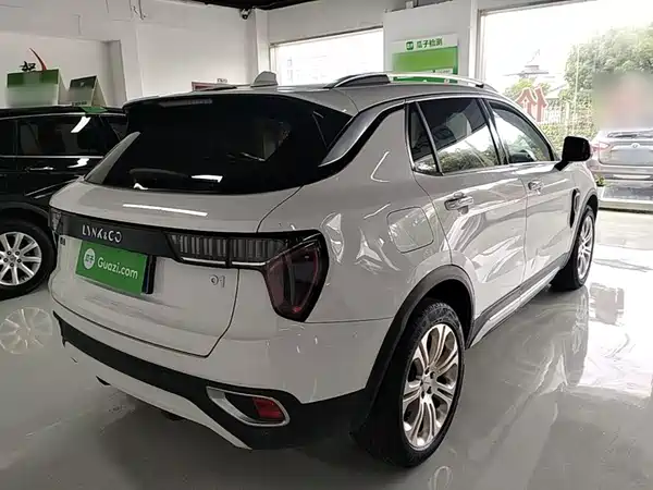 Lynk & Co 01 2018