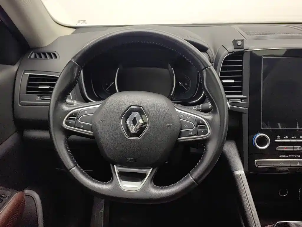 Renault Koleos 2018 — фото 11