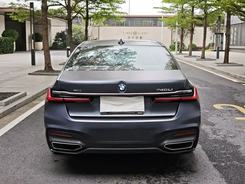 BMW 7 Series 2019 — фото 3