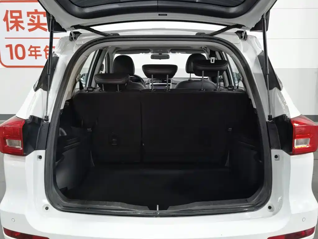Haval M6 2020 — фото 16