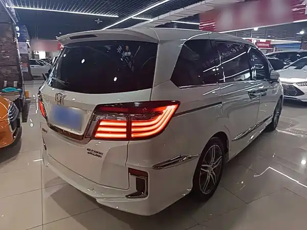 Honda Elysion 2021