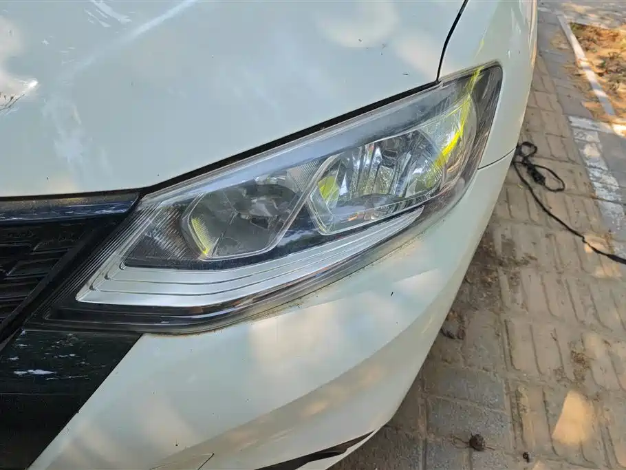 Nissan Tiida 2019