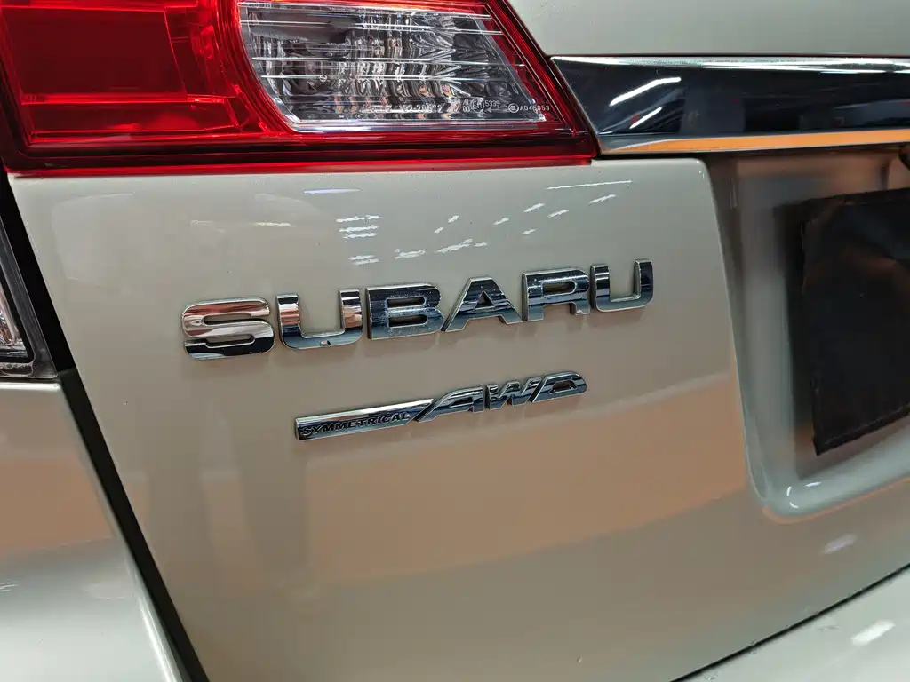 Subaru Outback 2011 — фото 13