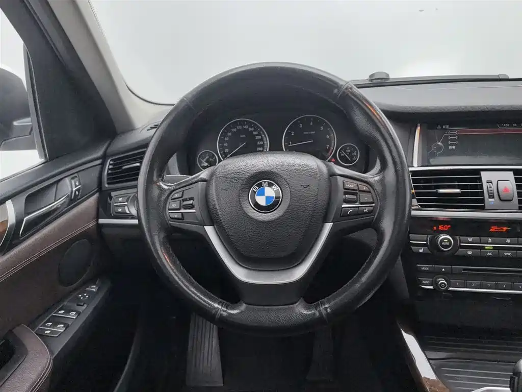 BMW X3 2015 — фото 11
