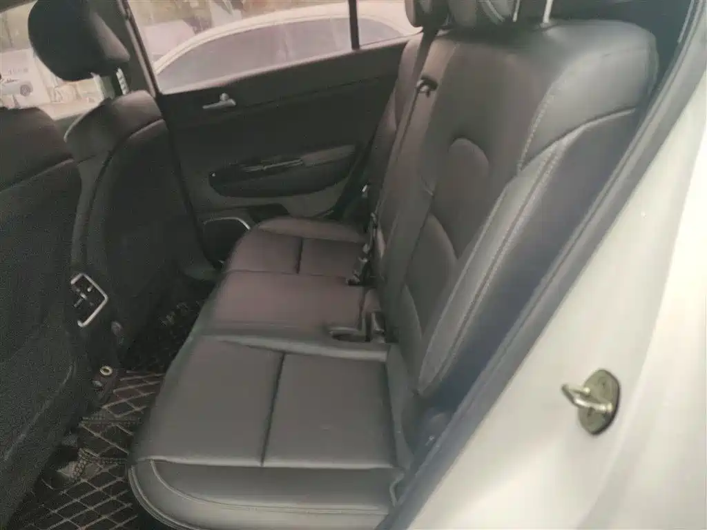 Kia KX5 2016 — фото 13