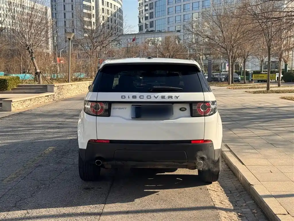 Land Rover Discovery Sport 2016 — фото 11