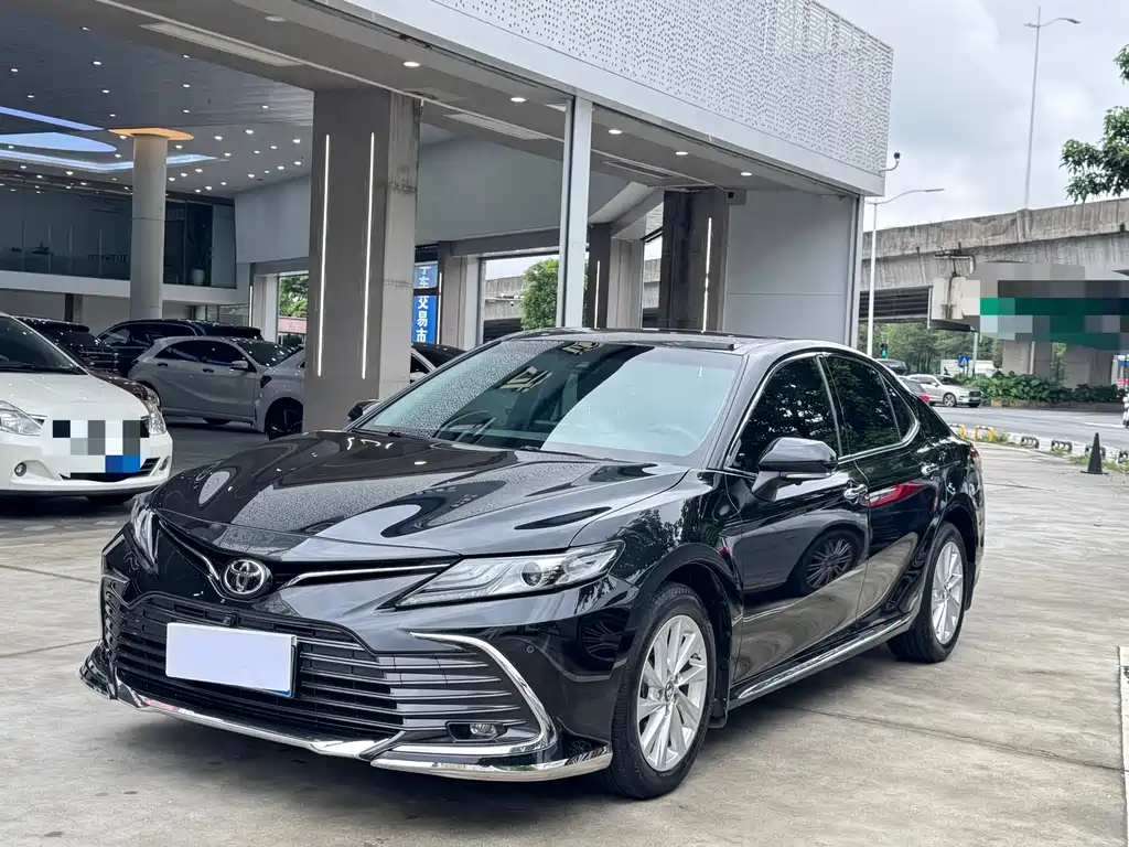 Toyota Camry 2023