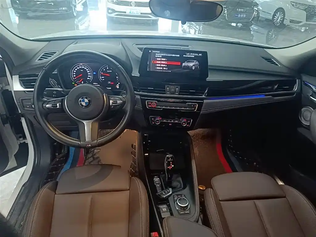 BMW X2 2023 — фото 10