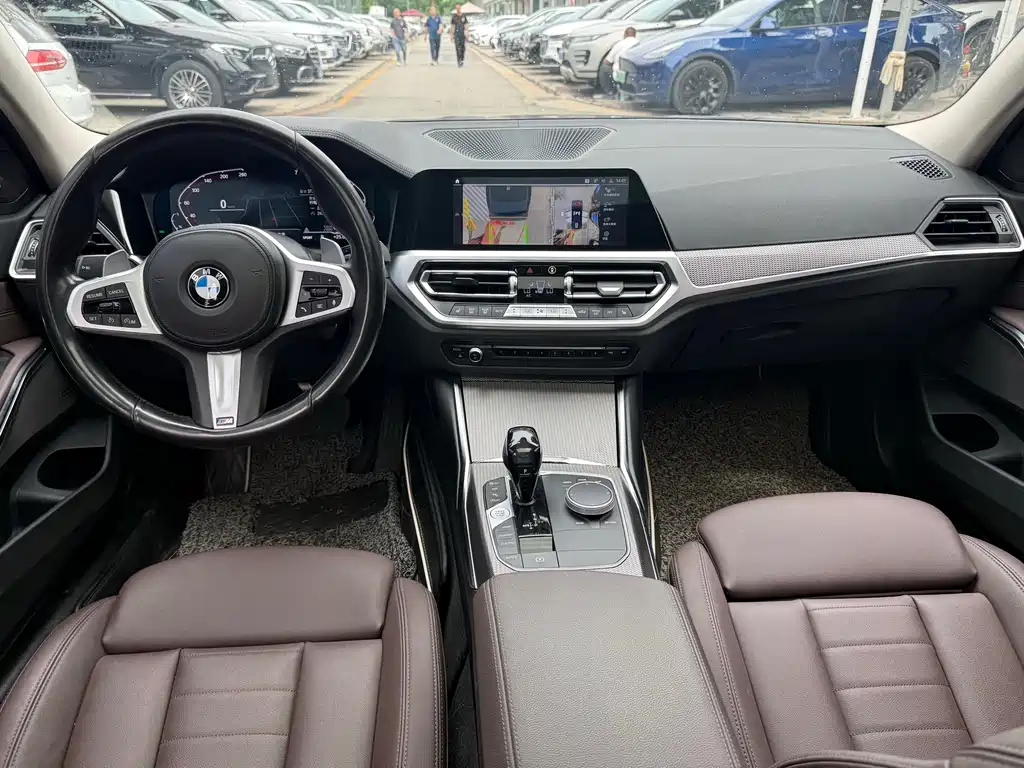 BMW 3 Series 2021 — фото 11