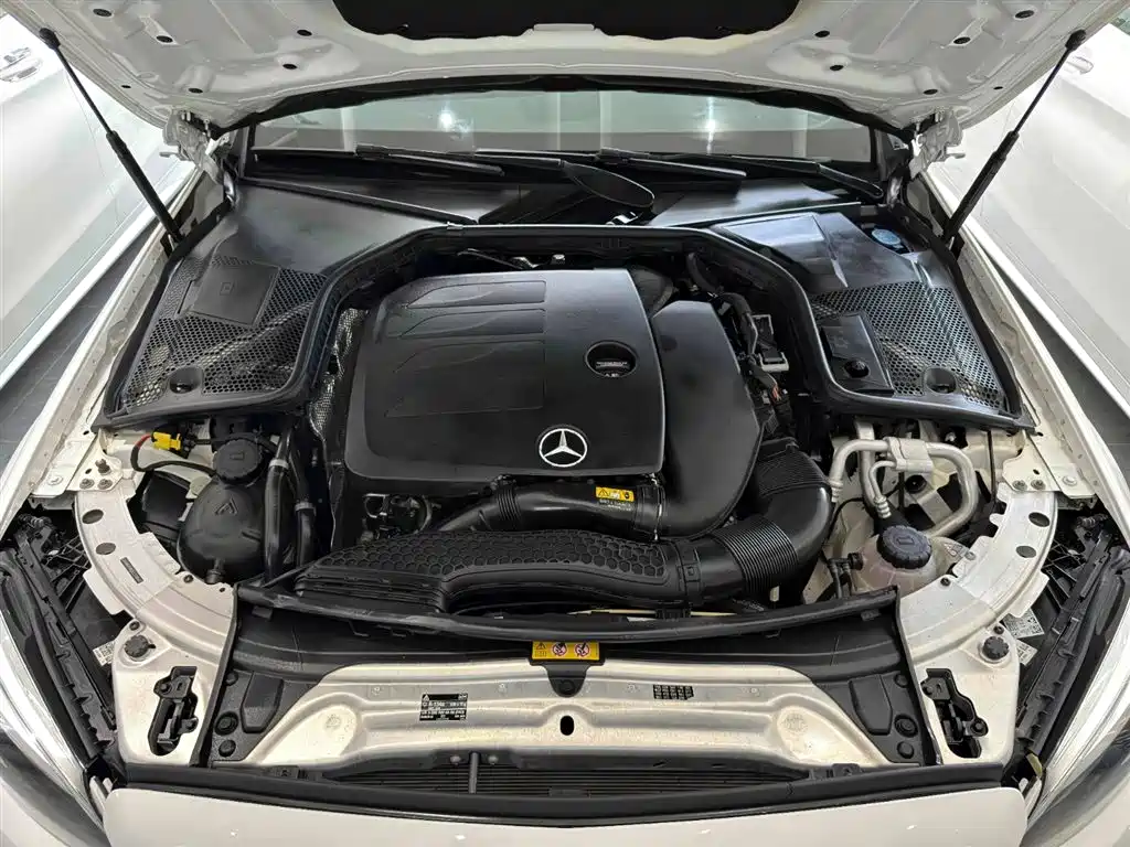 Mercedes-Benz C-Class 2018 — фото 11