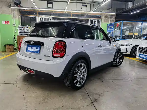 MINI 2016