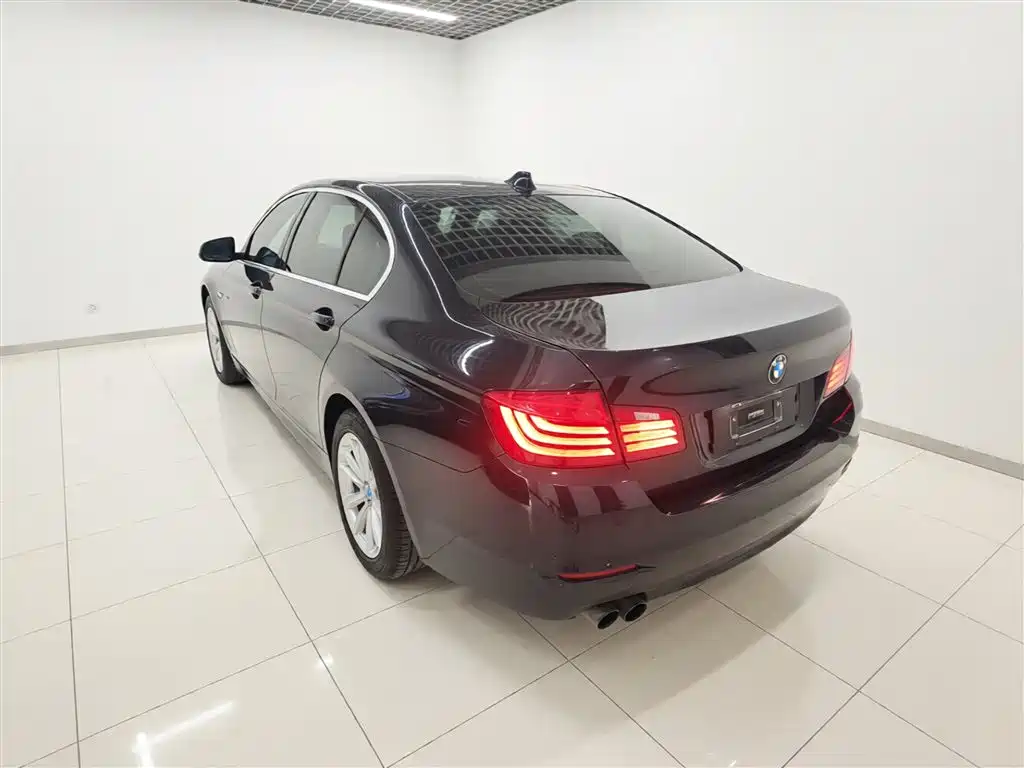 BMW 5 Series 2015 — фото 5