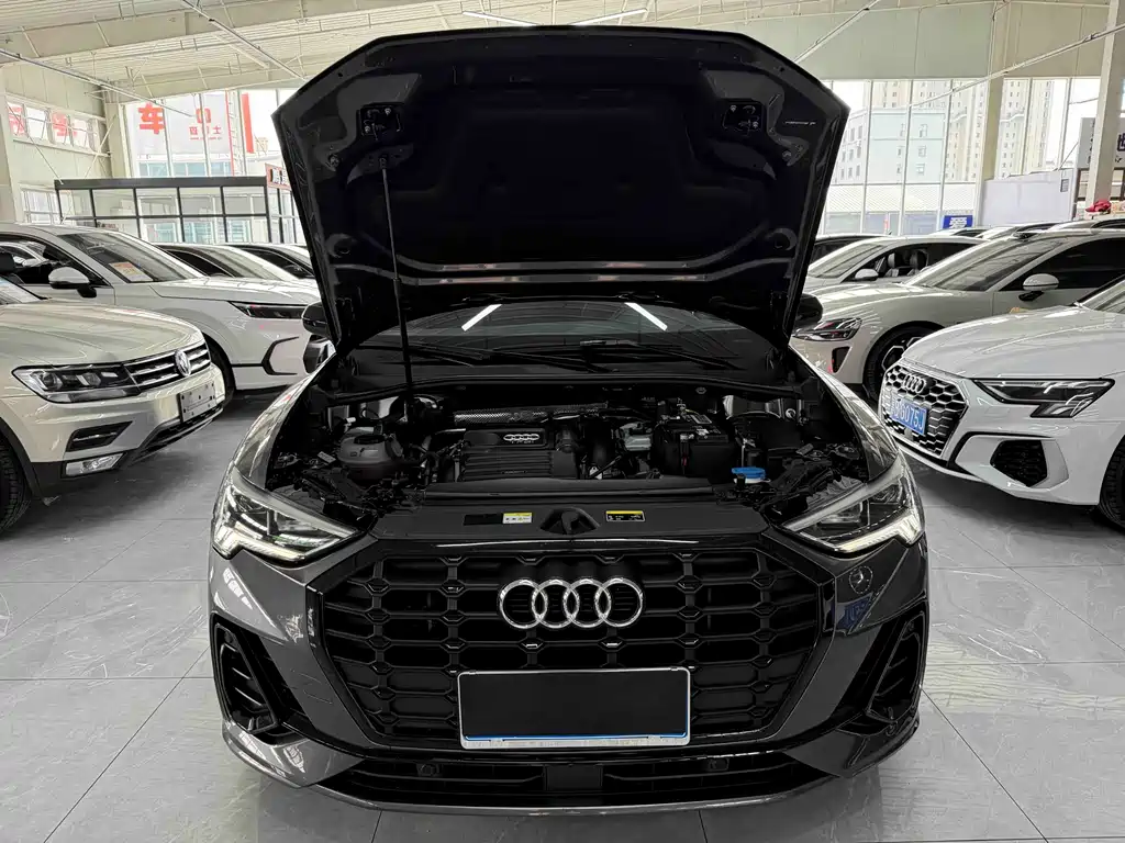 Audi Q3 2023 — фото 20
