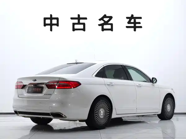 Ford Taurus 2017