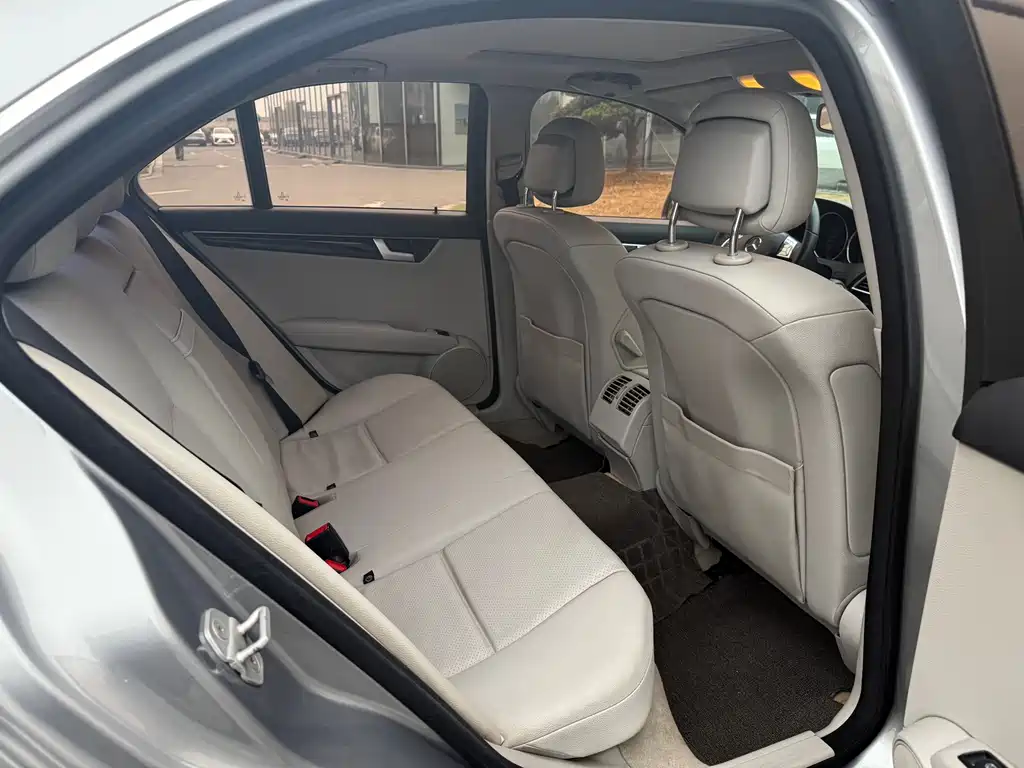Mercedes-Benz C-Class 2013 — фото 13