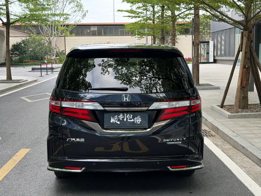 Honda Odyssey 2019 — фото 18