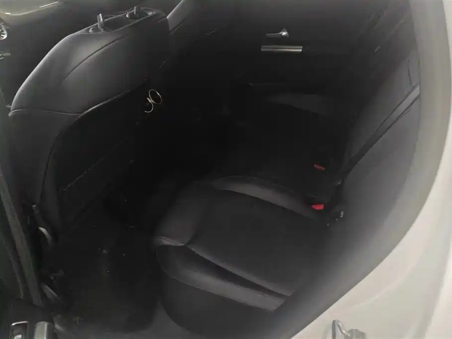 Mercedes-Benz GLA 2020 — фото 11