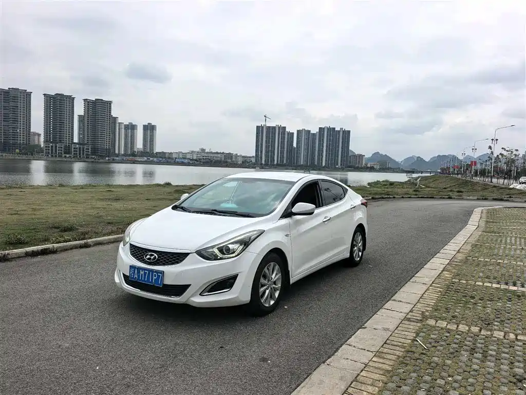Hyundai Elantra Langdong 2018 — фото 1