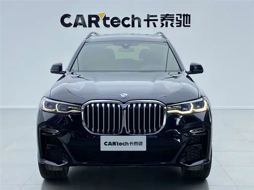 BMW X7 2021 — фото 2