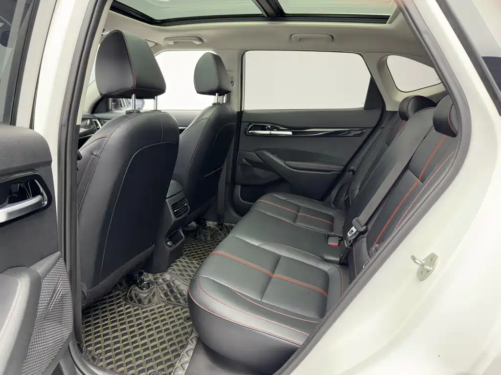 Kia KX3 2022 — фото 10
