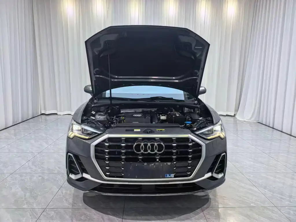 Audi Q3 2022 — фото 16