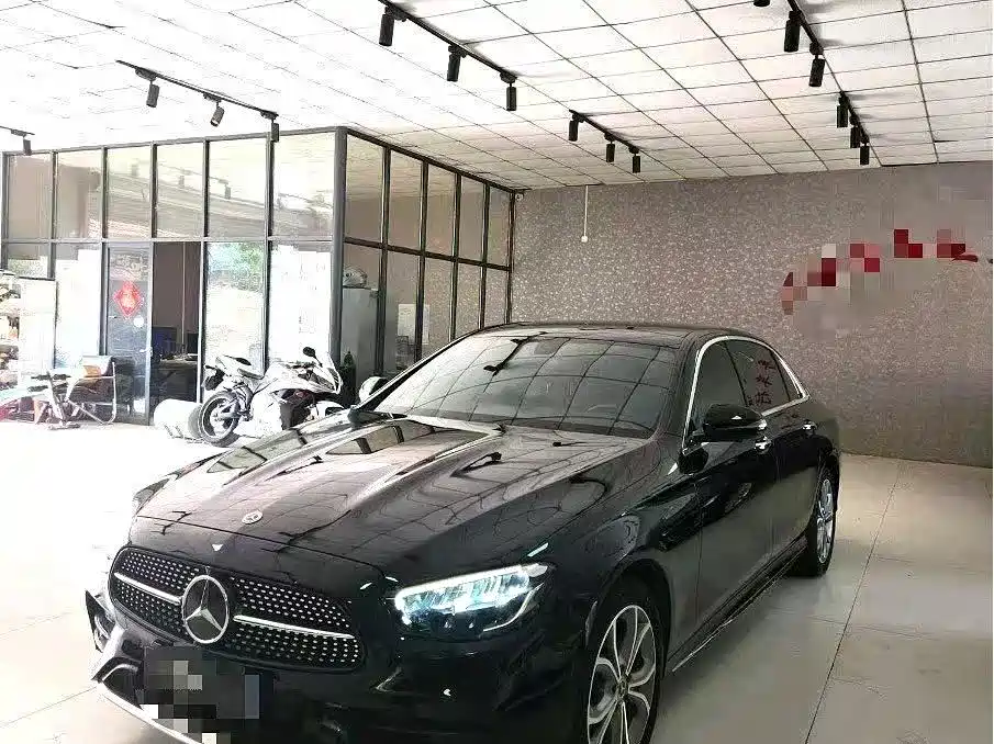 Mercedes-Benz E-Class 2023 — фото 1