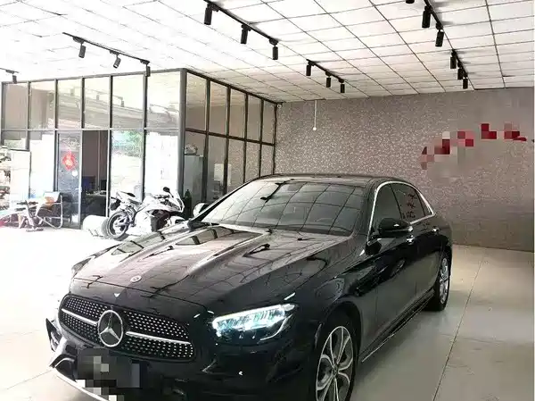 Mercedes-Benz E-Class 2023