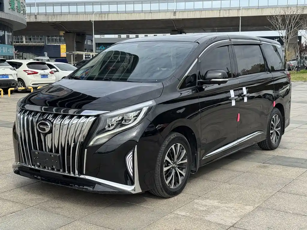 GAC Motor Trumpchi M8 2022 — фото 1