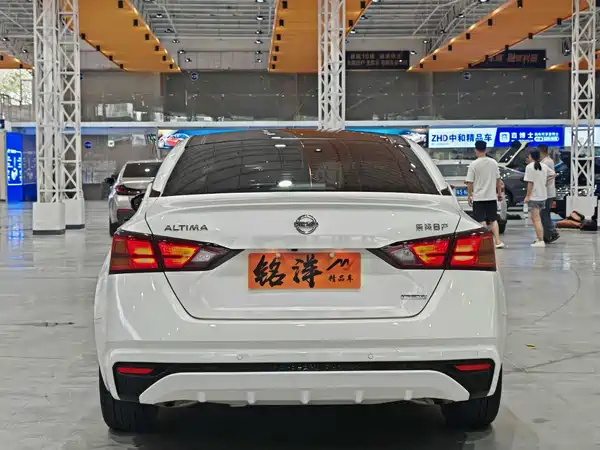 Nissan Teana 2021