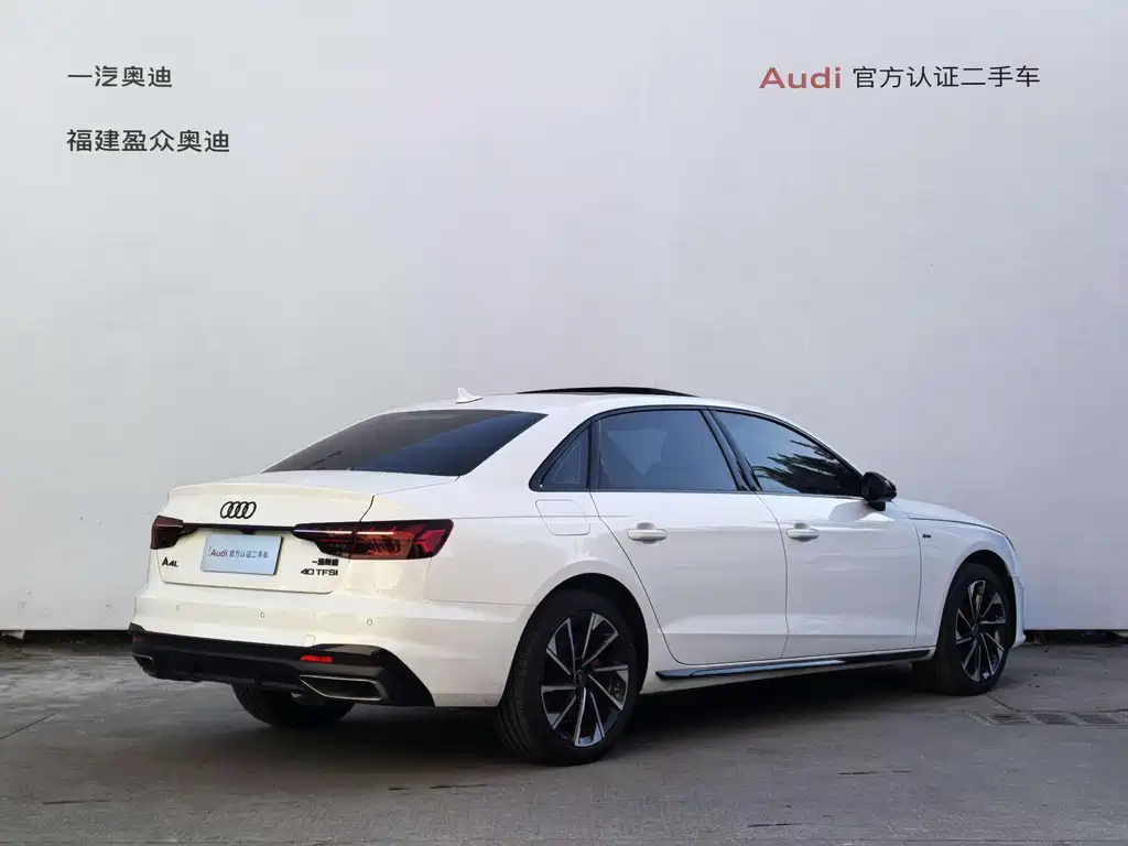Audi A4L 2023 — фото 3