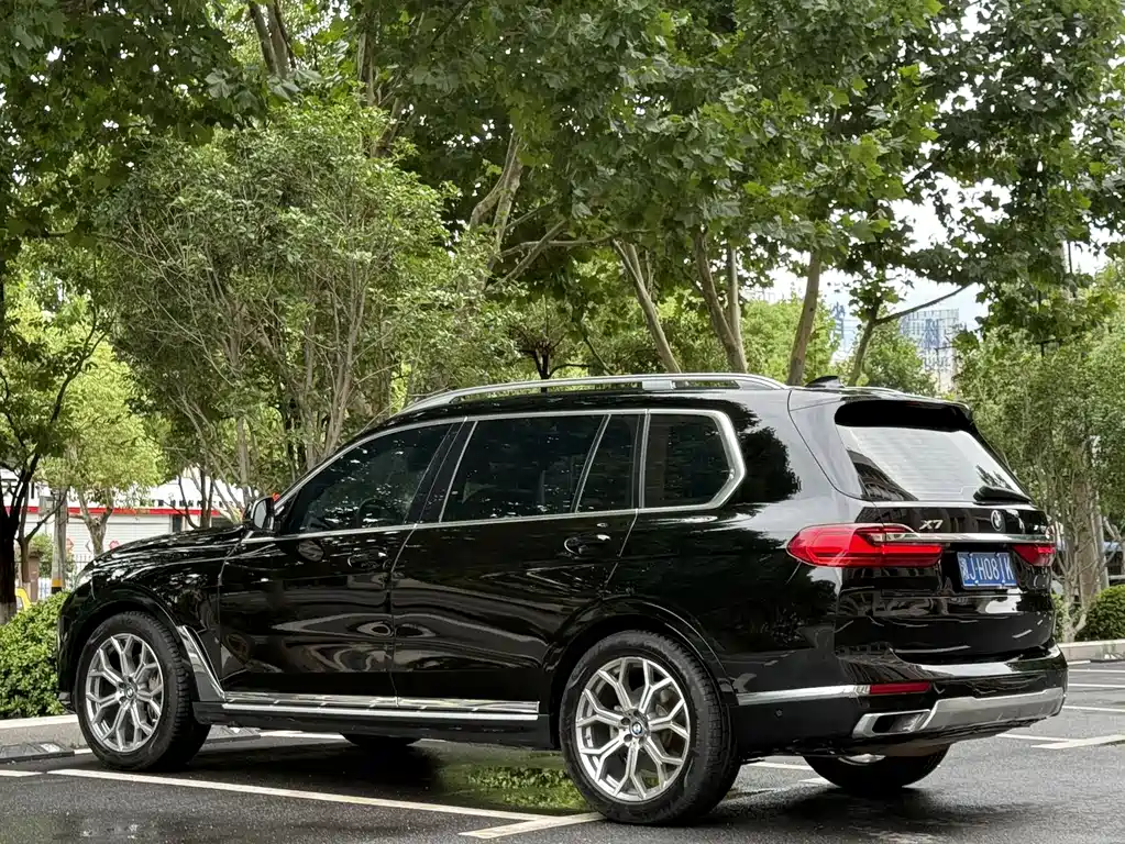 BMW X7 2019