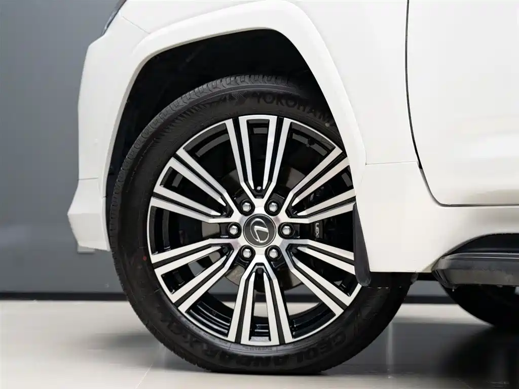Lexus LX 2026 — фото 6
