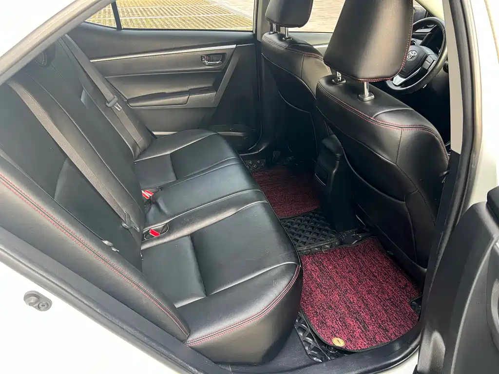 Toyota Corolla 2019 — фото 13