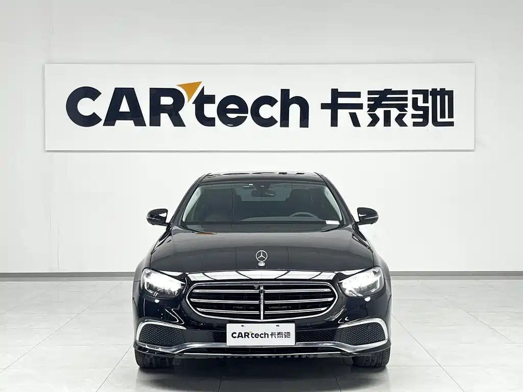 Mercedes-Benz E-Class 2022 — фото 6