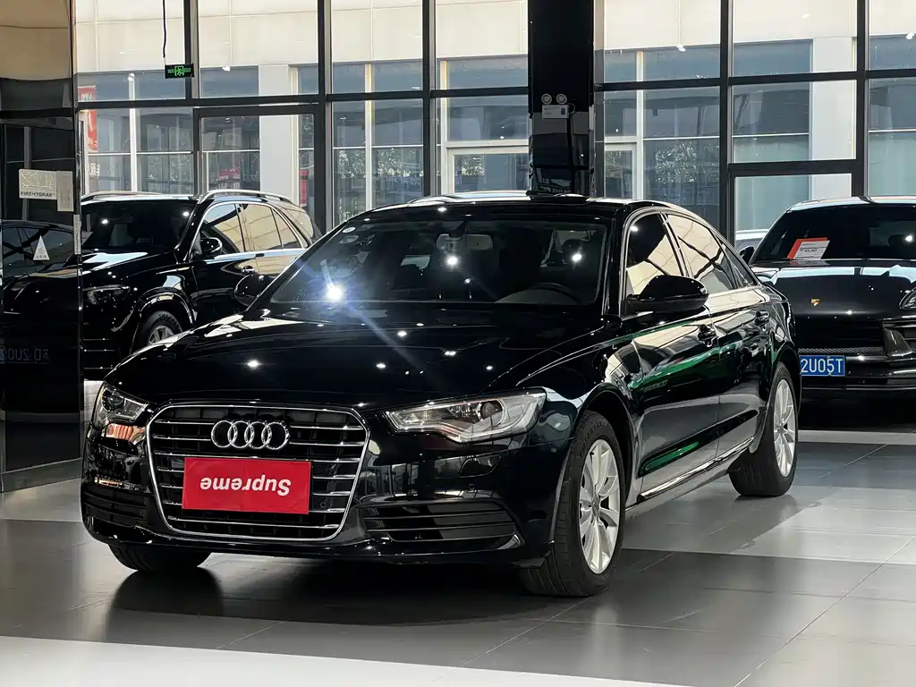 Audi A6L 2014 — фото 1