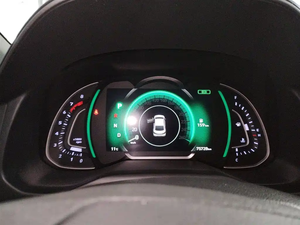 Hyundai Elantra 2019 — фото 11