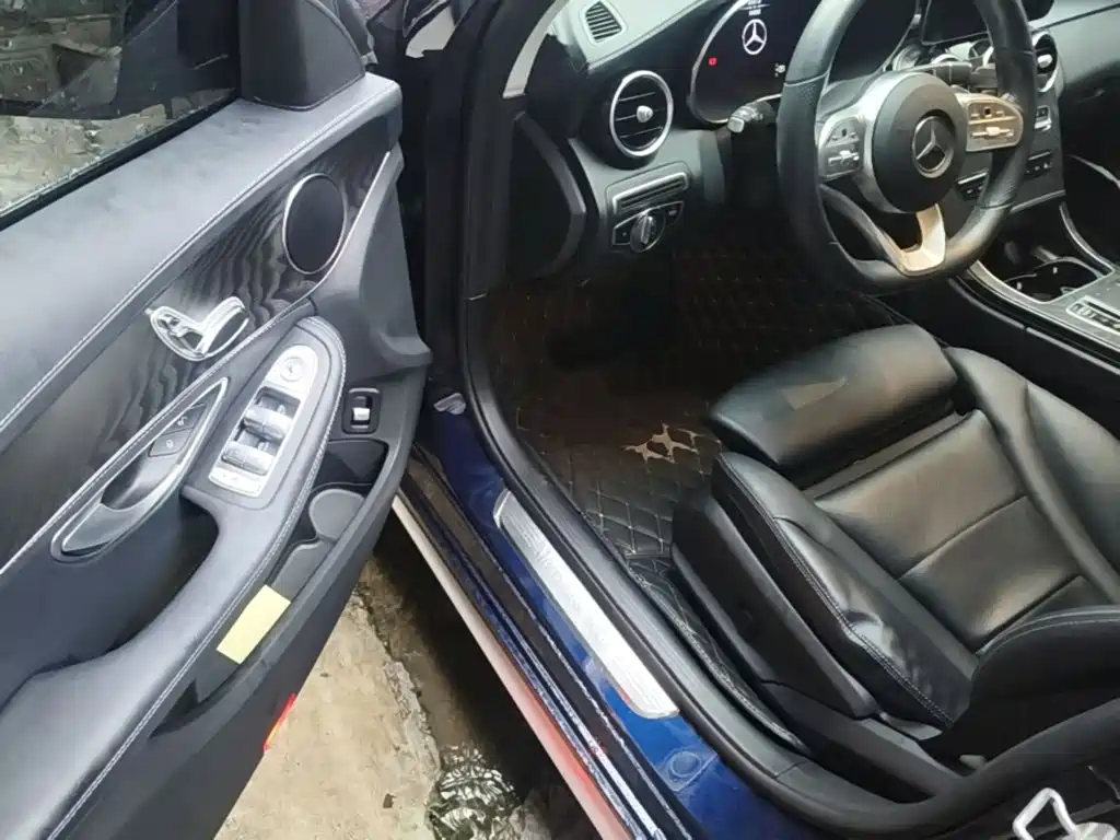 Mercedes-Benz C-Class 2020 — фото 16