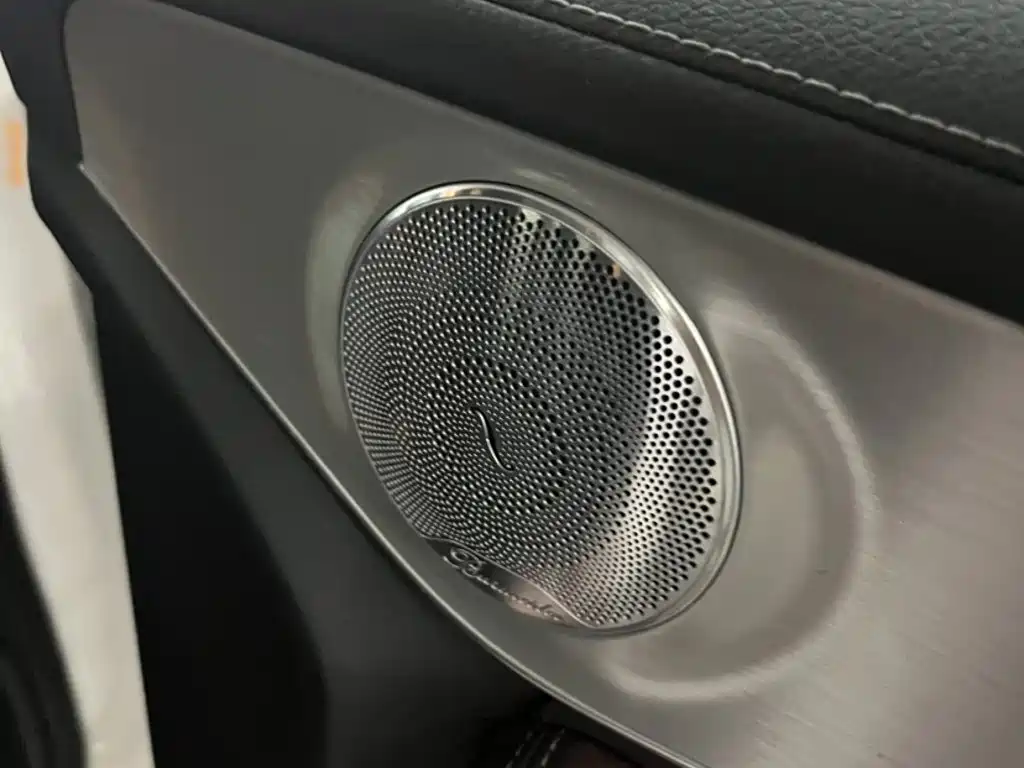 Mercedes-Benz GLC 2017 — фото 14