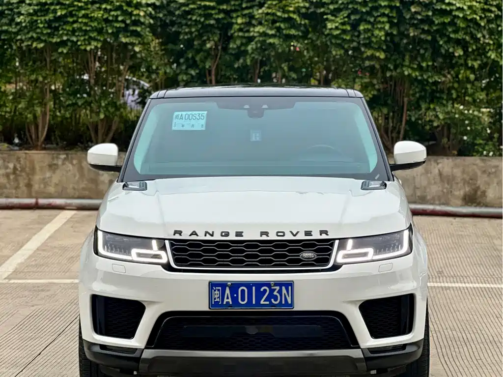 Land Rover Sport 2022 — фото 2