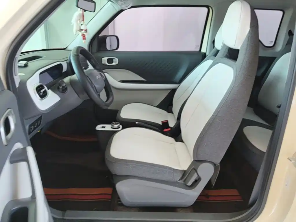 Geely Galaxy Panda 2025 — фото 15