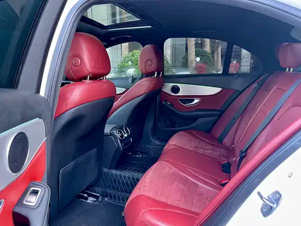 Mercedes-Benz C-Class 2019