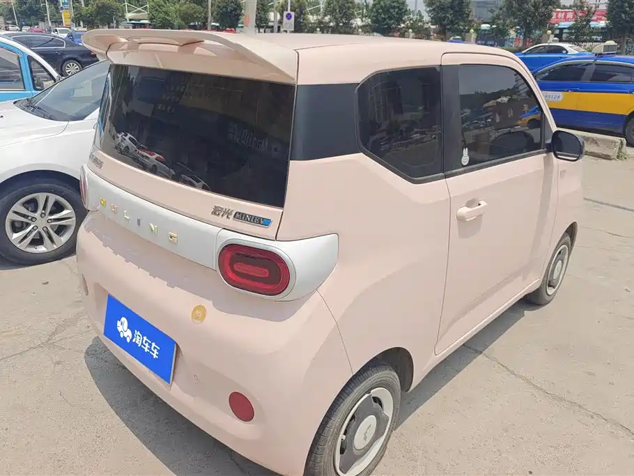Wuling MINIEV 2024