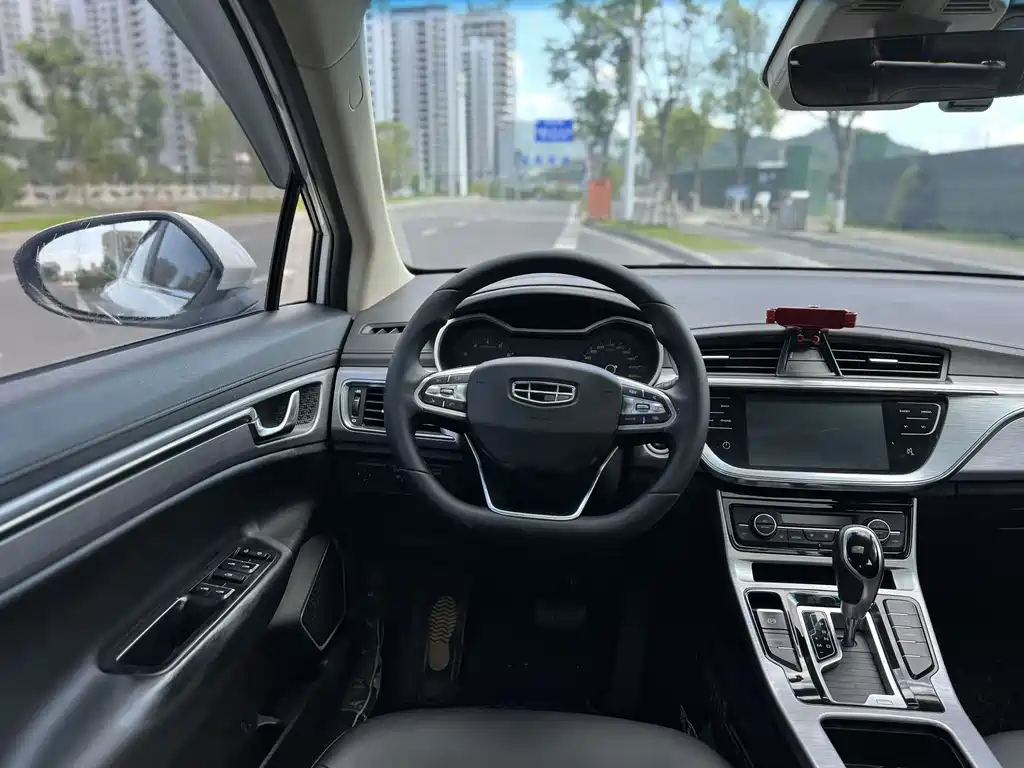 Geely Emgrand GS 2019 — фото 8