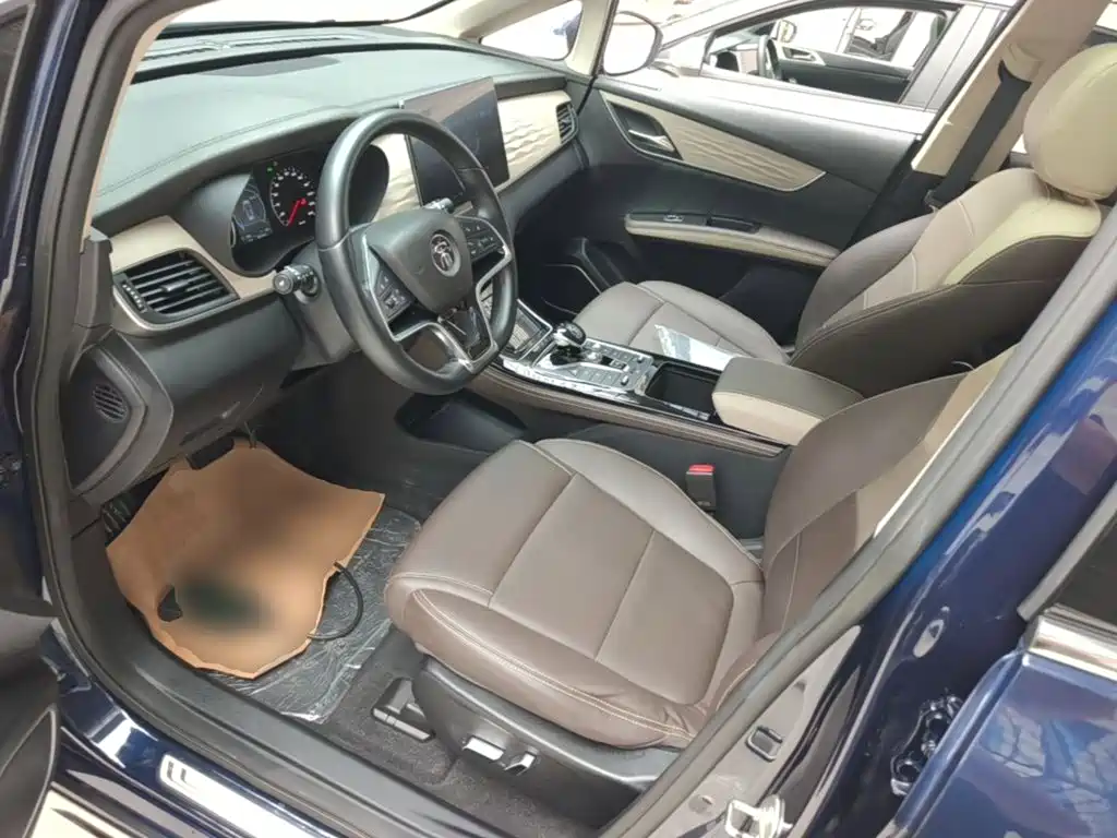 BYD Song MAX New Energy 2022 — фото 15