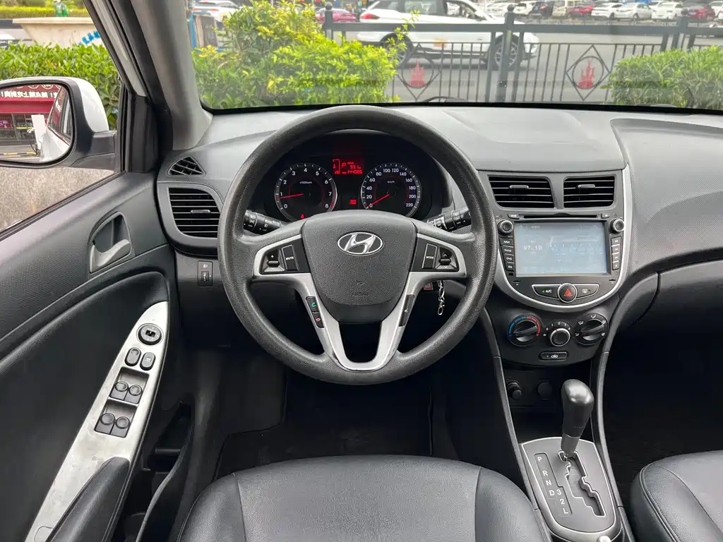 Hyundai Ruiyi 2015 — фото 10