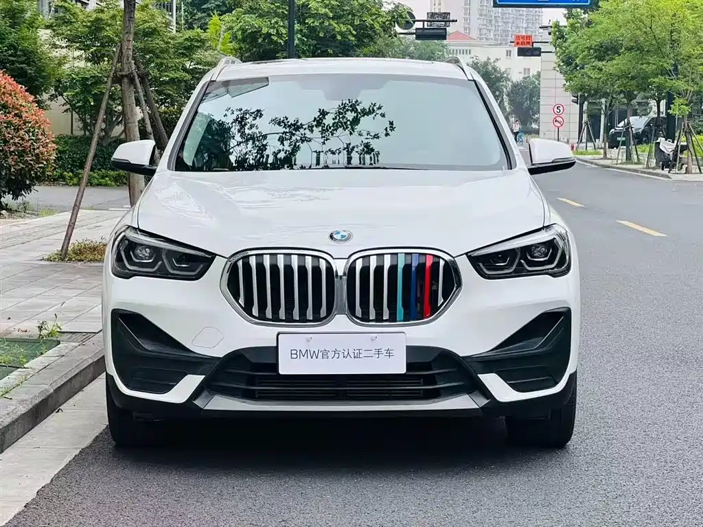 BMW X1 2021 — фото 4