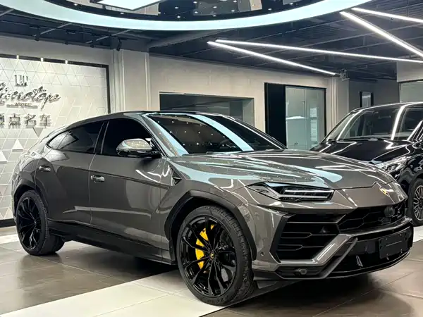 Lamborghini Urus 2023