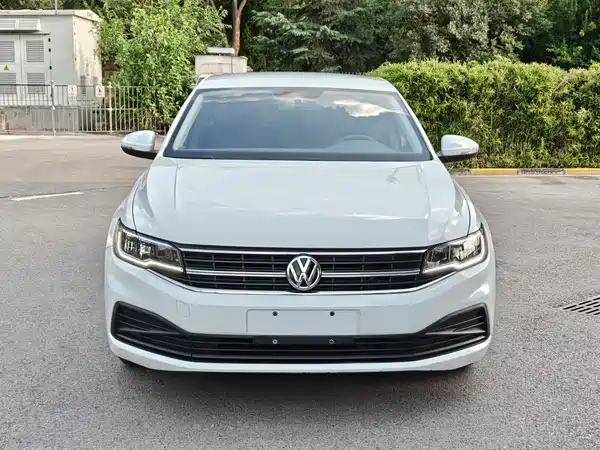 Volkswagen Bora 2021